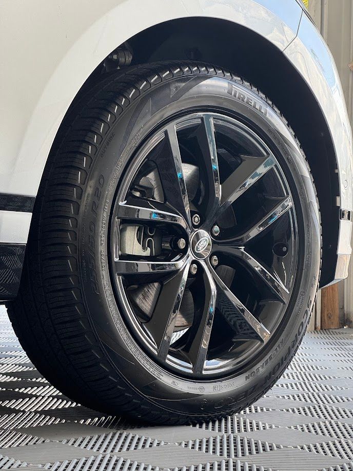 2024 RANGE ROVER VELAR