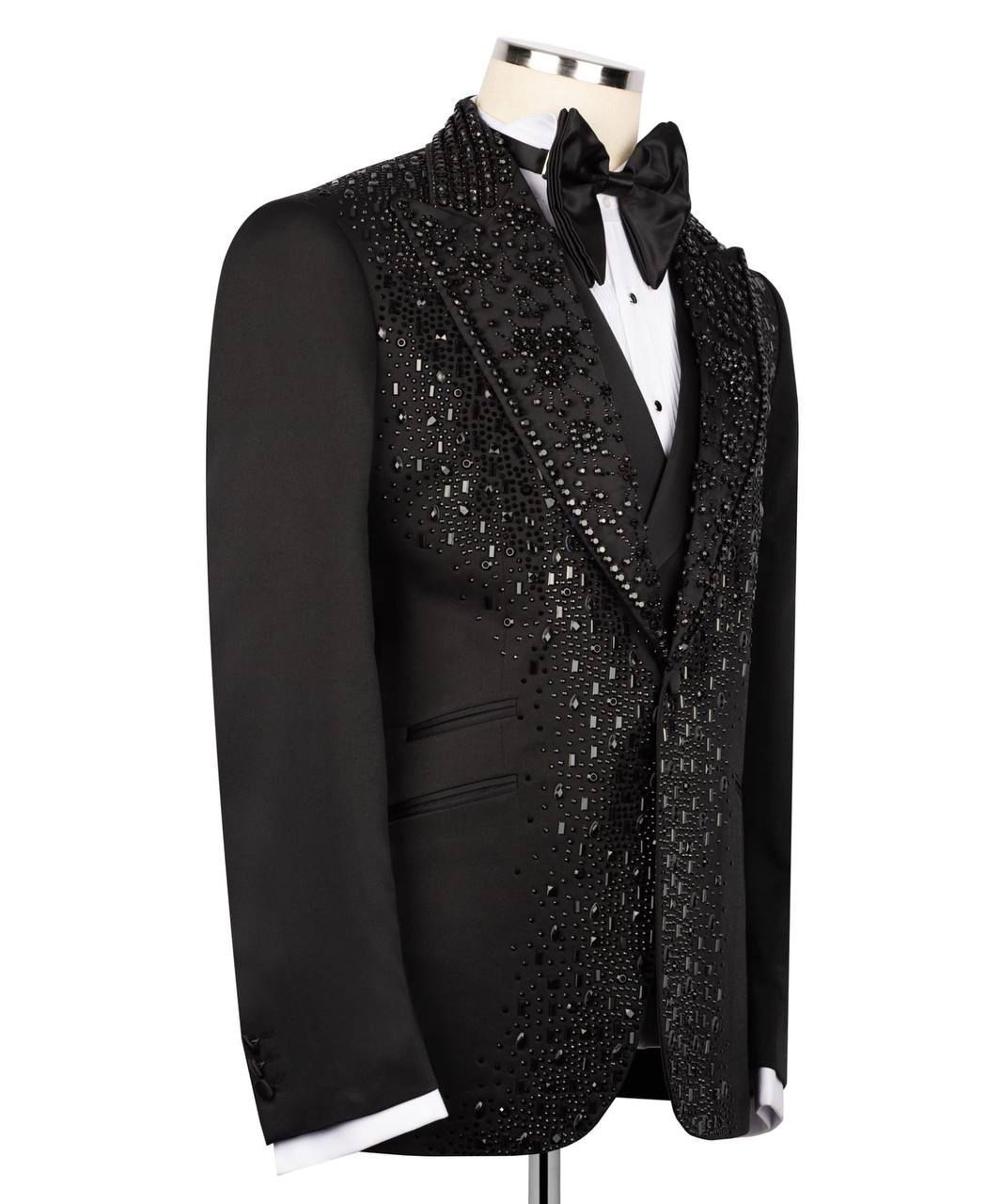 ORIGINAL MILANO – Black Diamond Crystal Statement Tuxedo