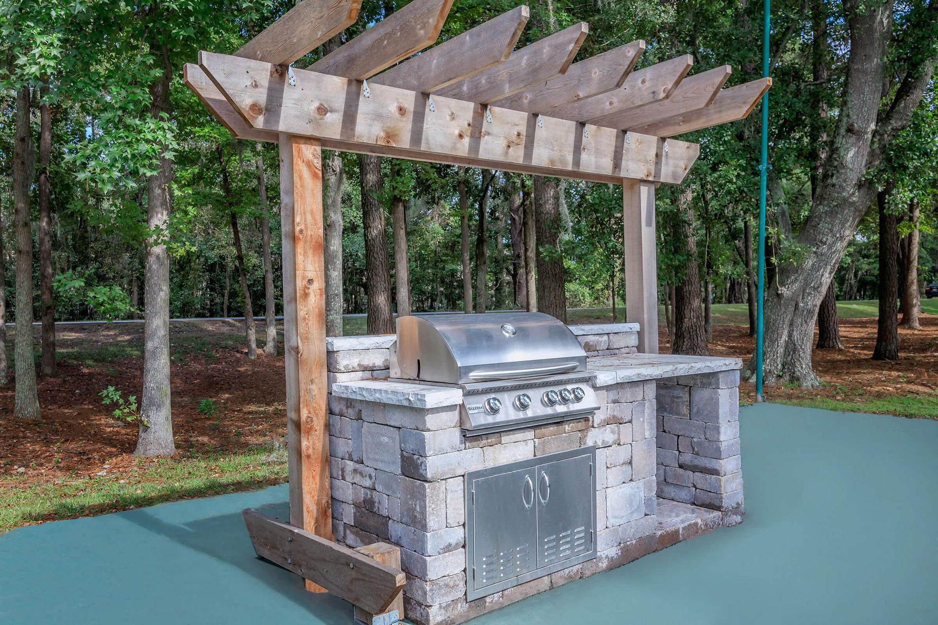 Outdoor grilling station at The Arbors in Garden City, GA.