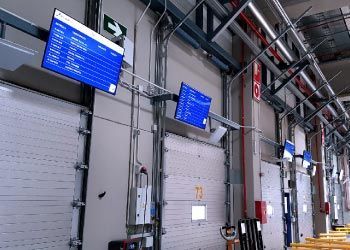 OFI3 efectua projectes d'enginyeria audiovisual a Andorra com ara Cartelleria digital Coprporativa per a la producció i logística