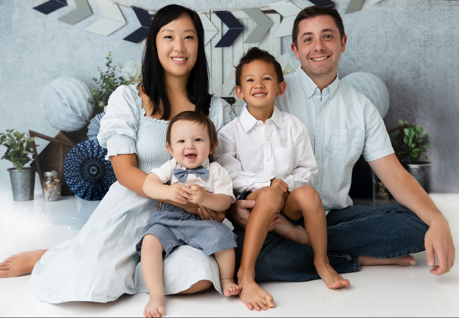 one year old portraits with family
 in Cary studio NC