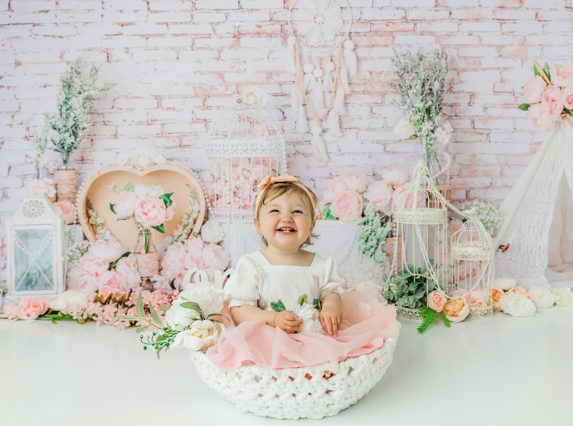 newborn baby  girl sleeping peacefully 
 luxury studio portraits