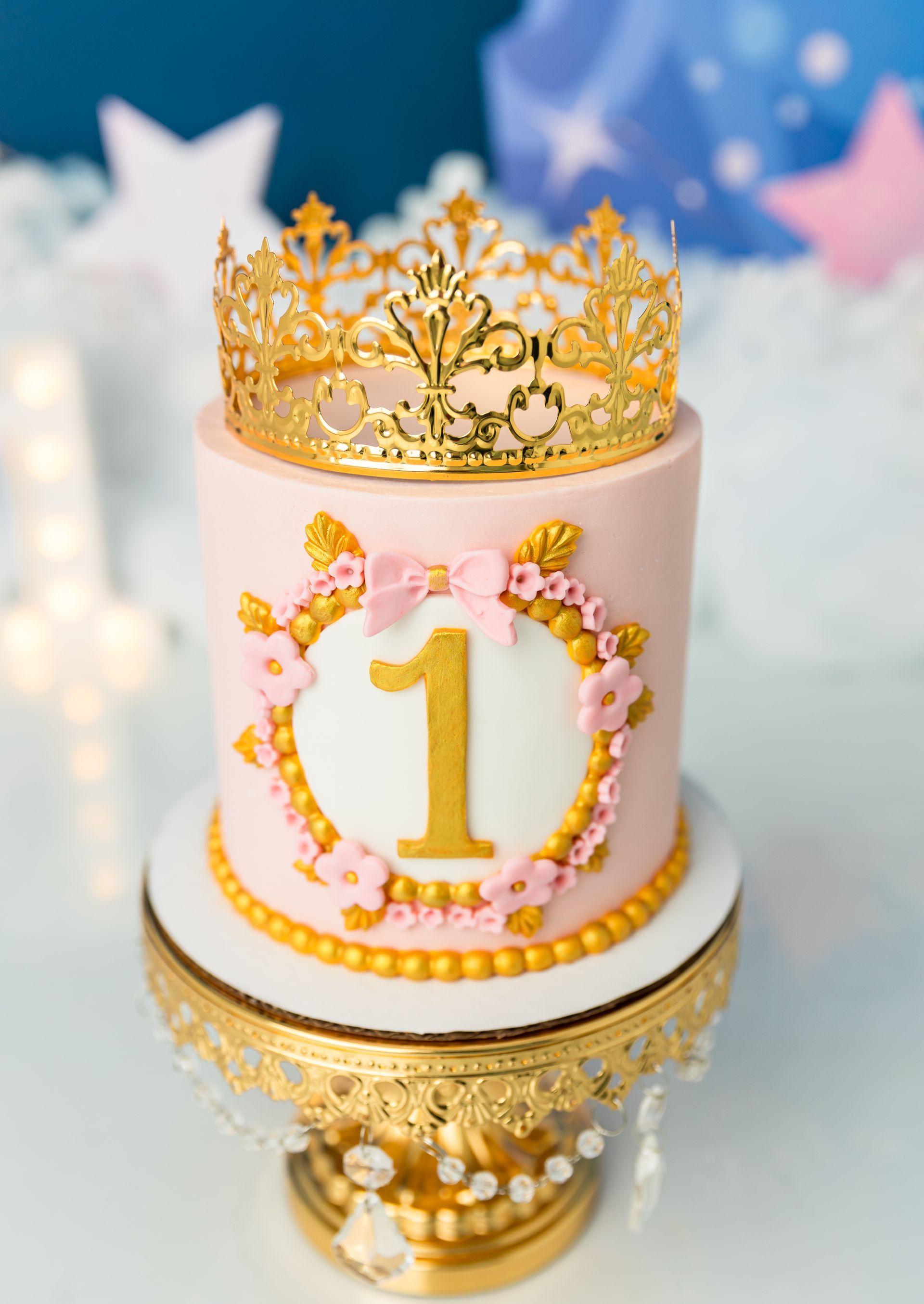 princess cake theme for a cake smash session in studio - Cary NC