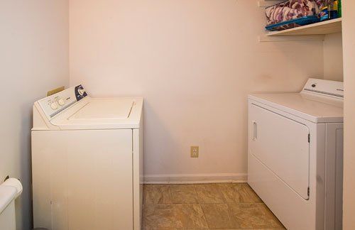 Windwood Apartments Laundry
