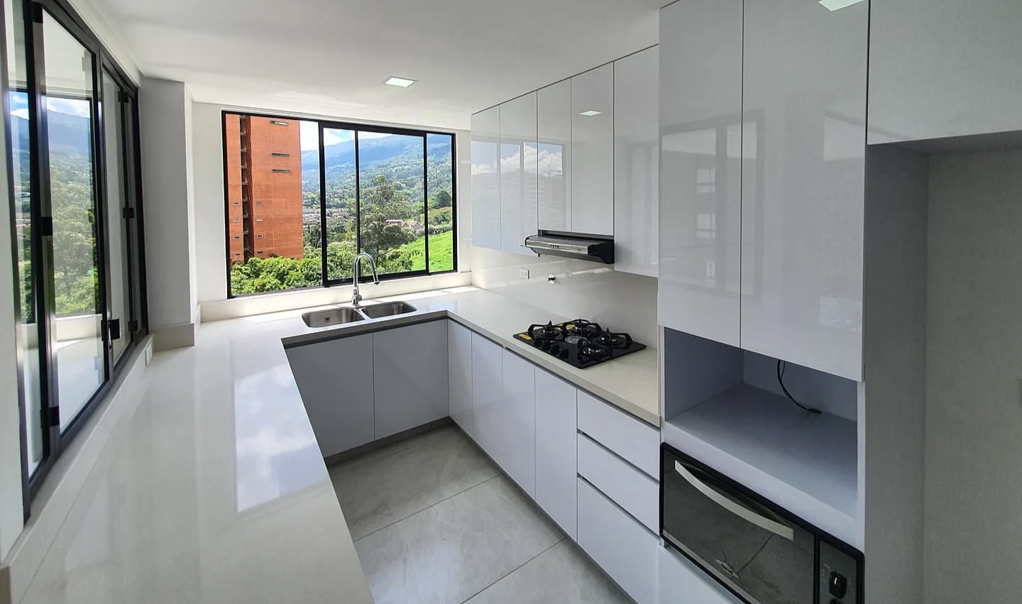 IDEAS METRÓPOLIS COCINAS INTEGRALES