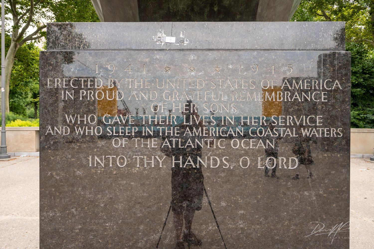 John Lennon and Yoko Ono, Battery Park 1970 Then and Now