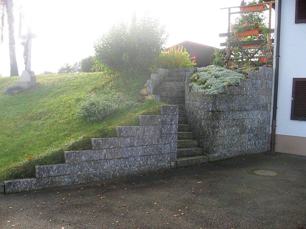 Treppe Naturstein Löffingen