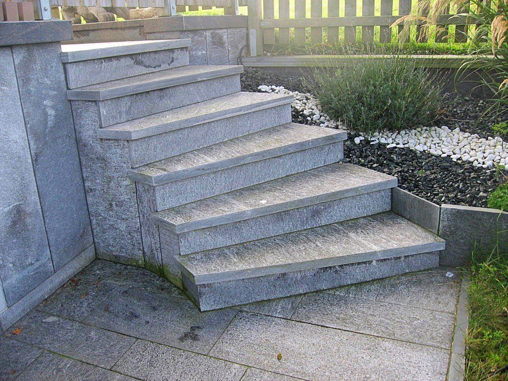 Treppe Naturstein Löffingen