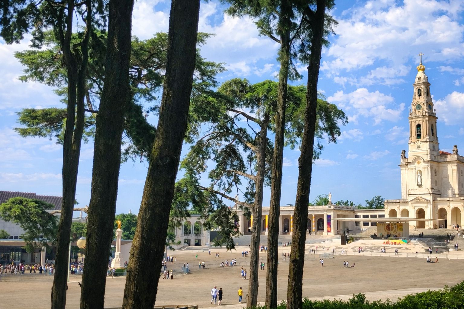 The-Amity-Family-Tours-And-Activities-Fátima-Shrine-Spiritual-Catholic-Basilica-Shrine-May