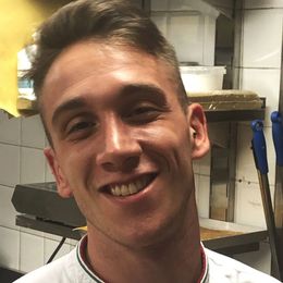 Il pizzaiolo e aiuto chef