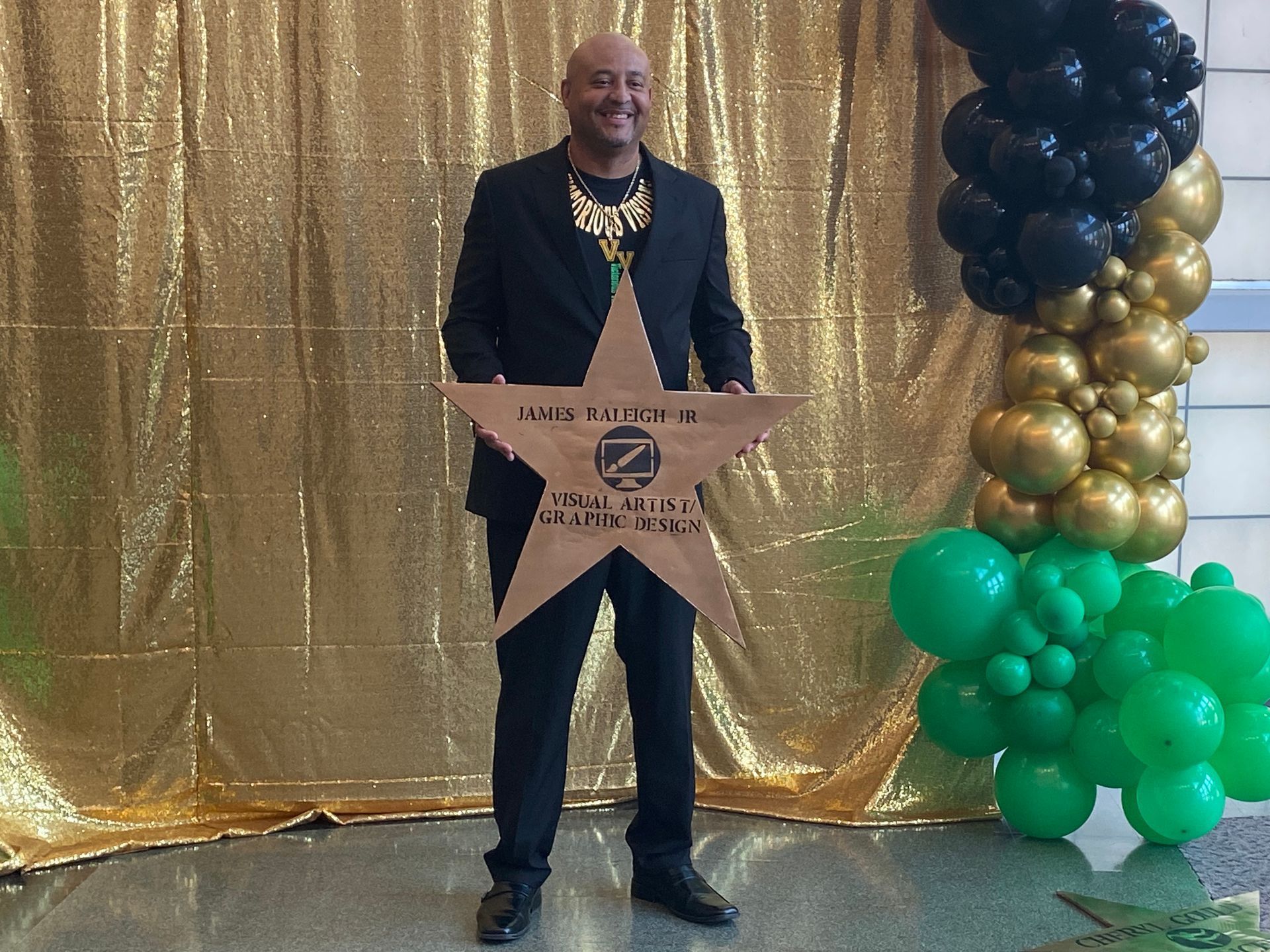 Graphic Artist Award