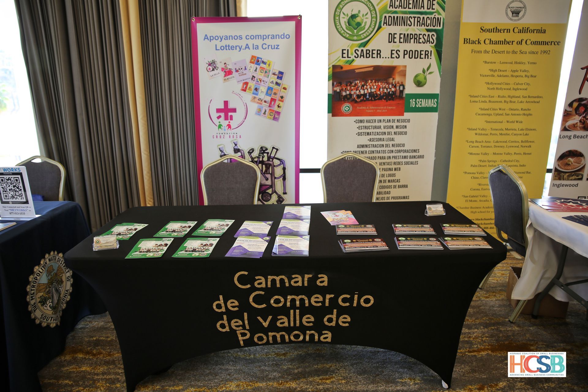 A camara de comercio del valle de pomona table