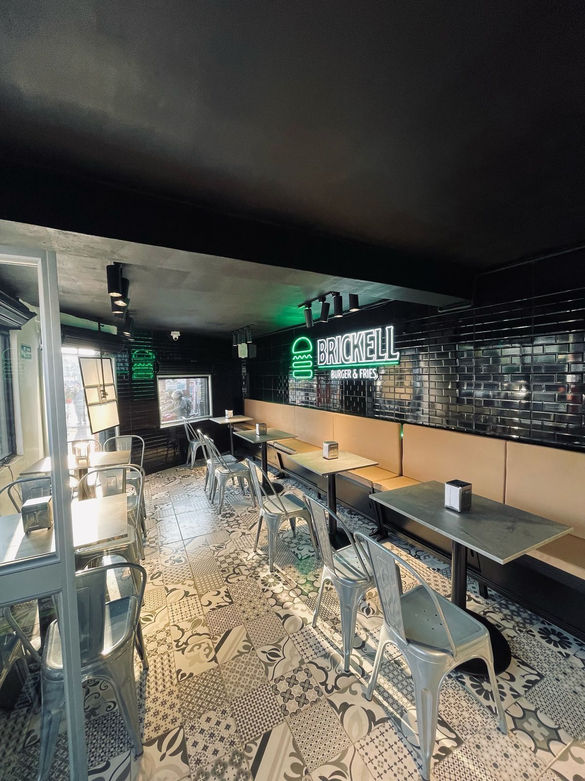 Muebles y Estructuras MAC