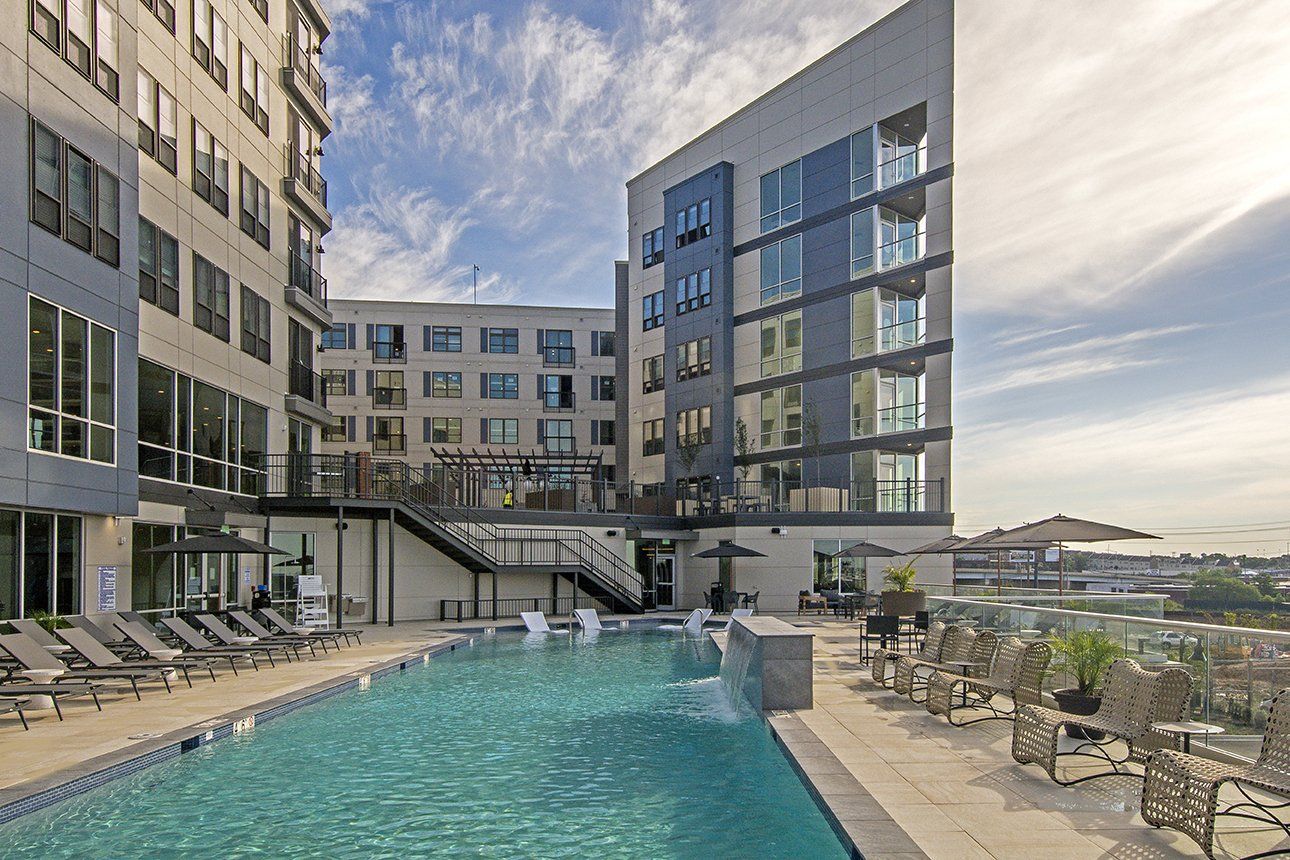 Axel Brewers Hill Pool