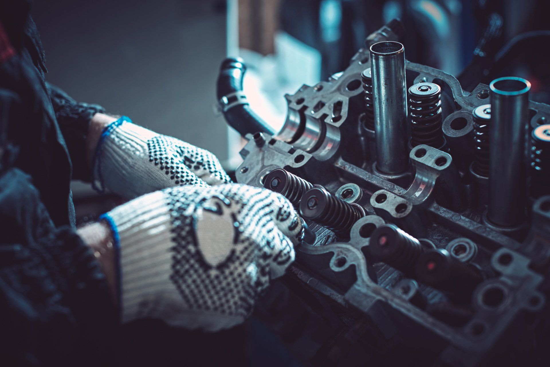 Auto Mechanic Shop — Mechanic Deconstructs The Internal Combustion Engine in West Allis, WI