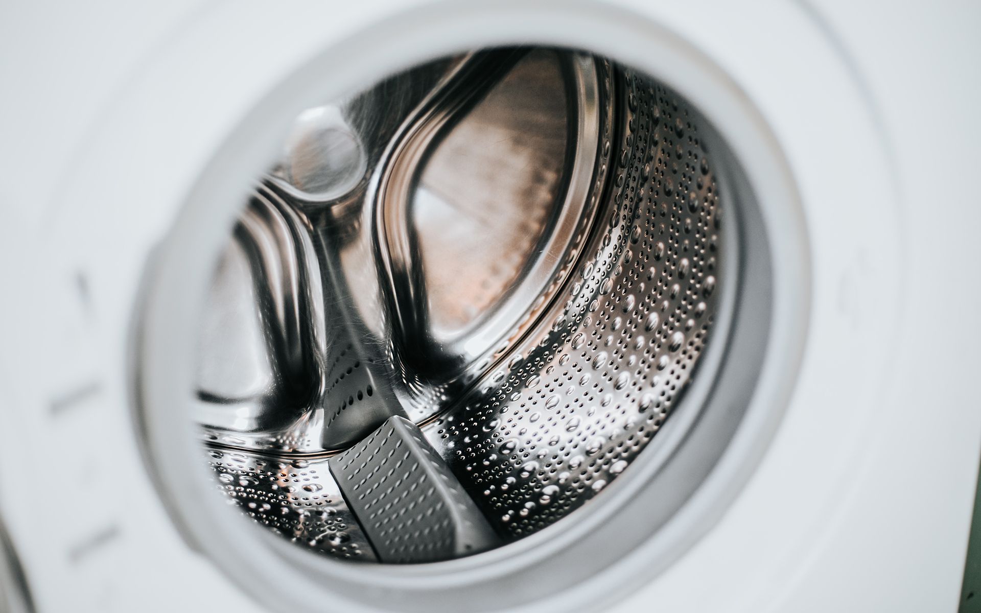 A close up of the inside of a washing machine.