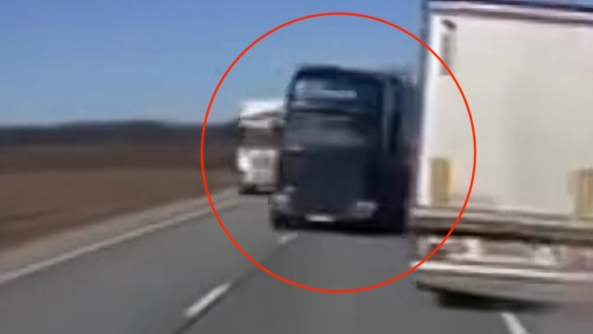 Agresīva braukšana vai slepkavības mēģinājums?