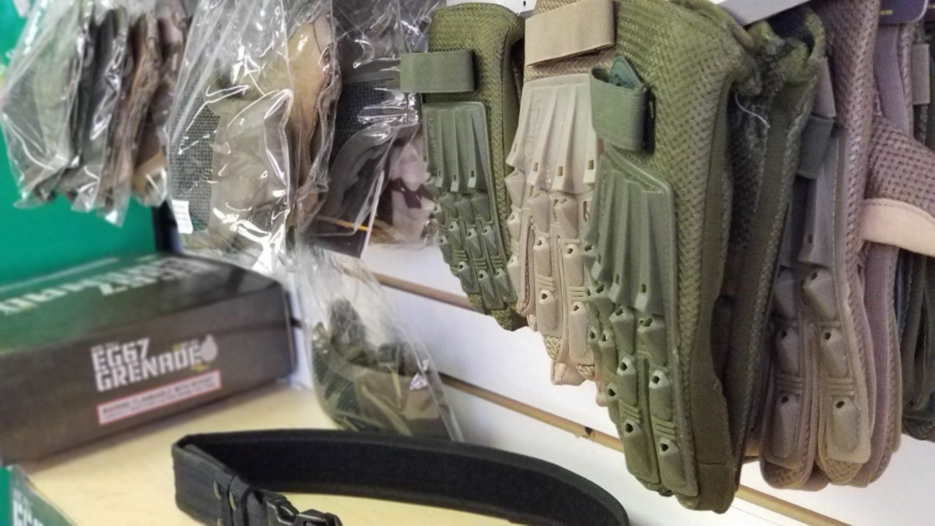 AR-15 Airsoft Essentials 10