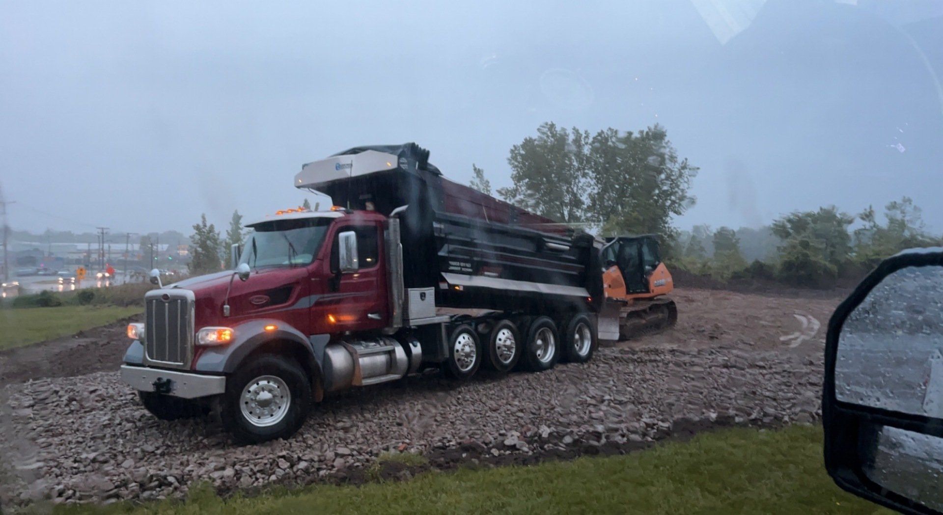 Gravel in Road | Navarre, Ohio | Higgins Excavating LTD