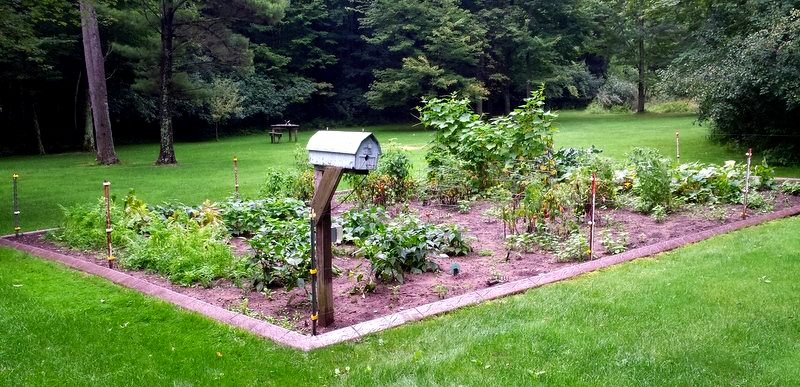 CurbScape garden barrier