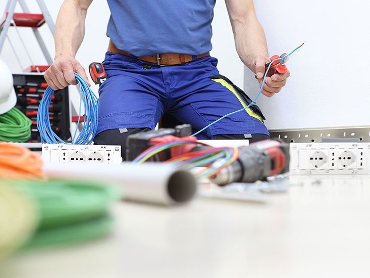 PLOMERO ELECTRICISTA PTM