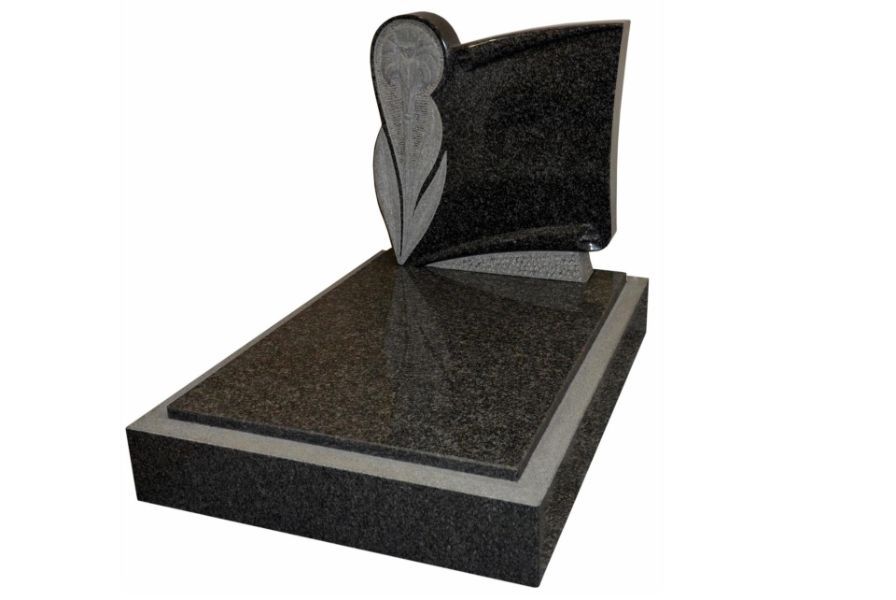 lavorazione marmi per lapidi