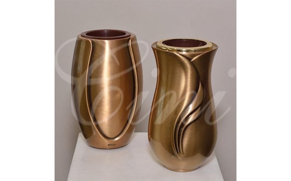 portafiori in bronzo