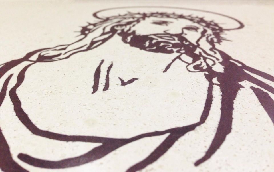 figure sacre su tombe