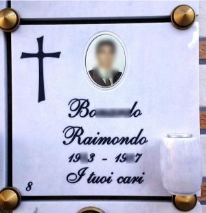 cellette con croce in rilievo