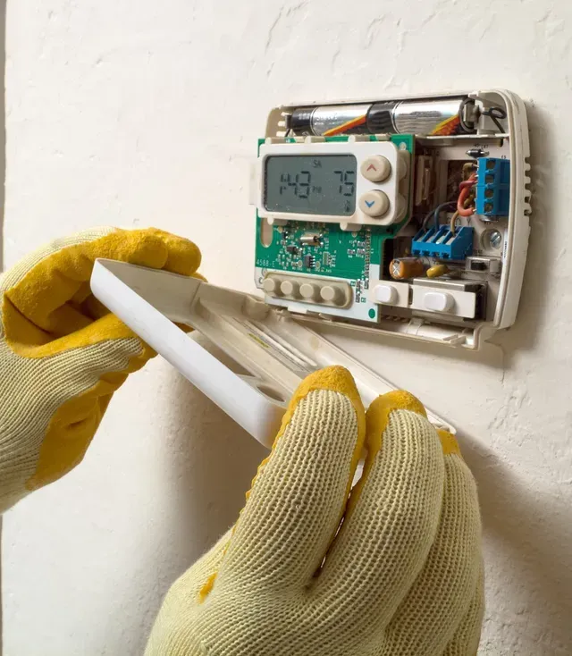 Aircon Monitor Check — Tampa, Florida — Howard's Electrical Services Co.