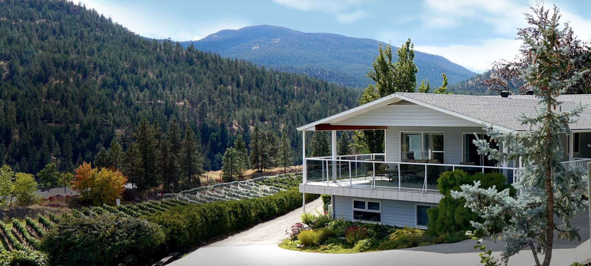 Parlour House - Okanagan Winery Accommodation