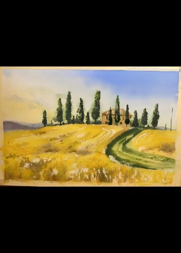 Dipinto ad acquerello raffigurante un campo dorato con una strada che conduce a una fattoria e alberi alti sotto un cielo azzurro.