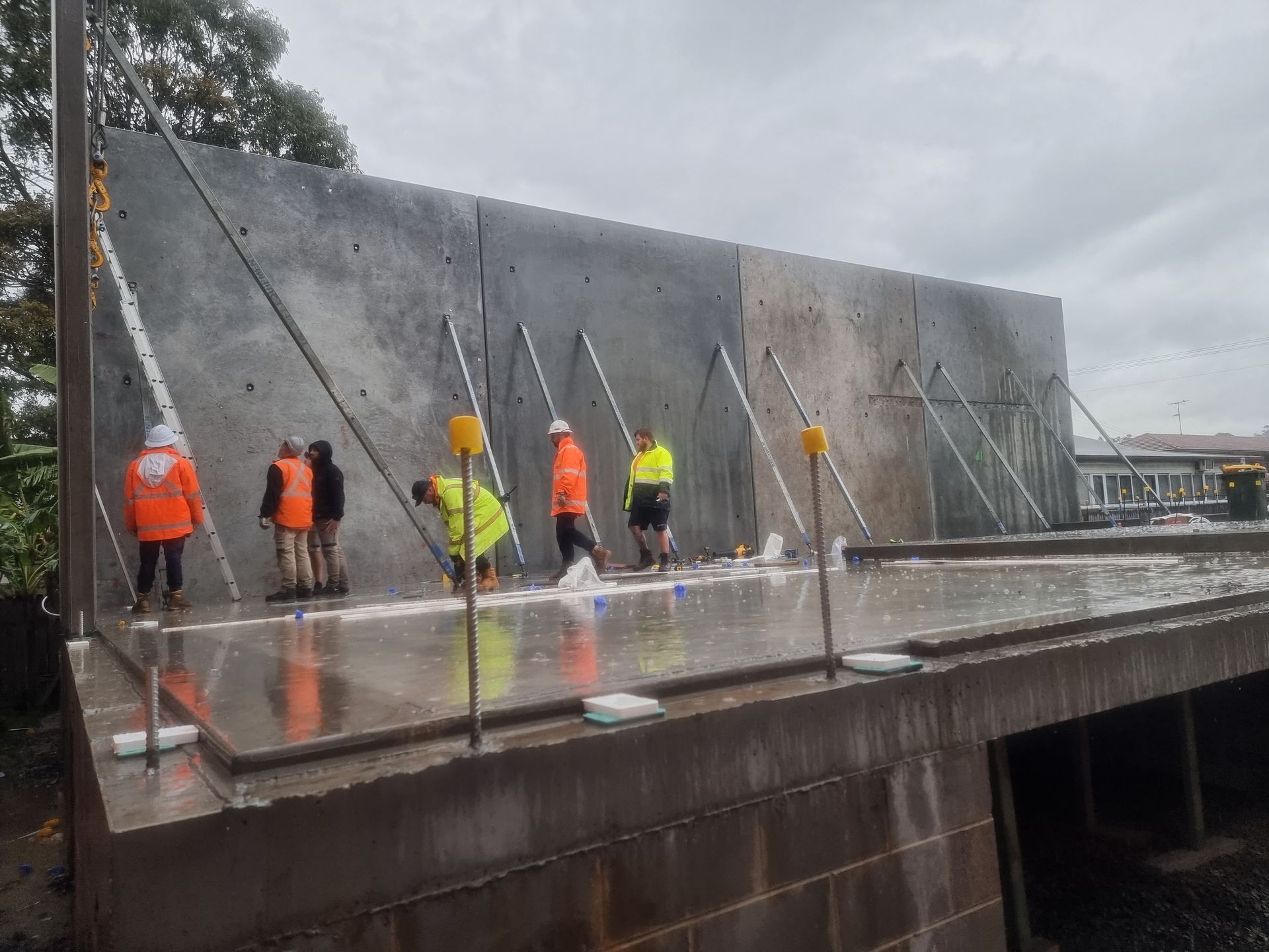 Concrete Driveway – Wollongong, NSW - Illawarra Decorative Concreting