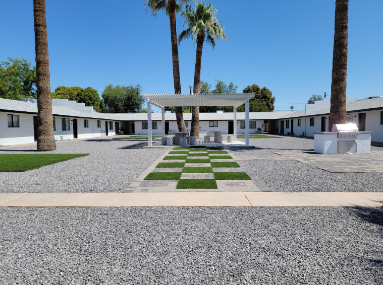 Fringe Courtyards - Exterior 01