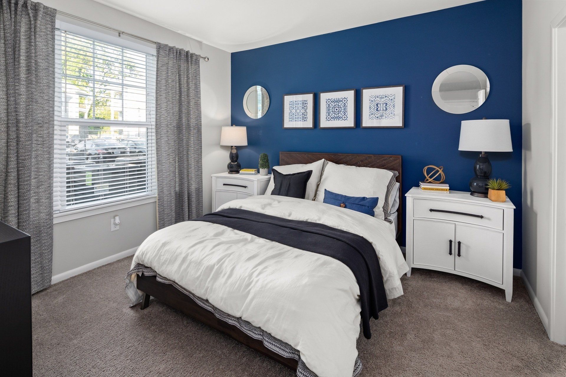 Bedroom at Boulders Lakeside.