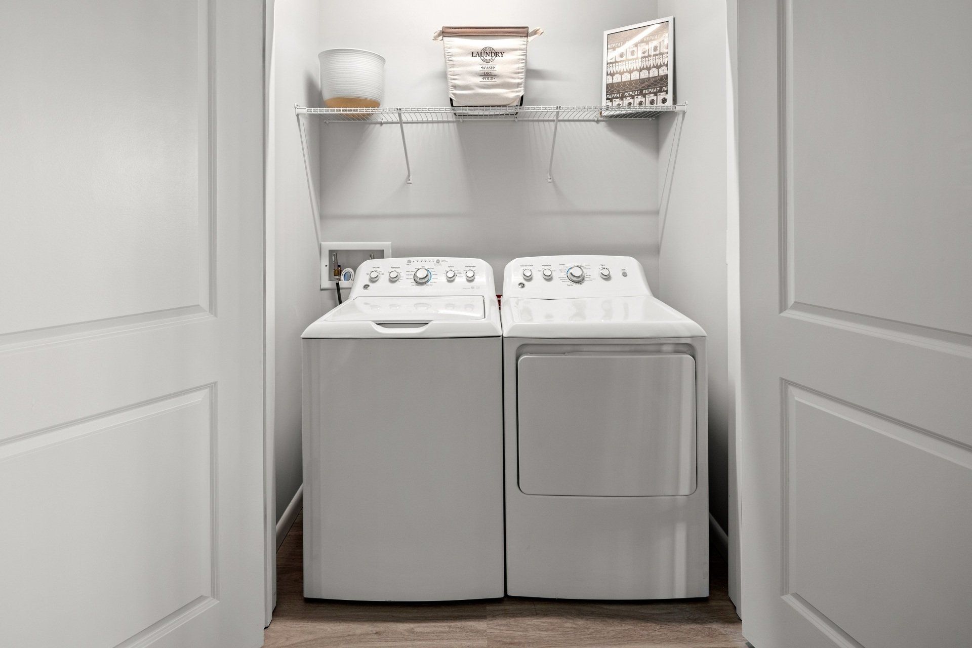 Washer and dryer at Boulders Lakeside.