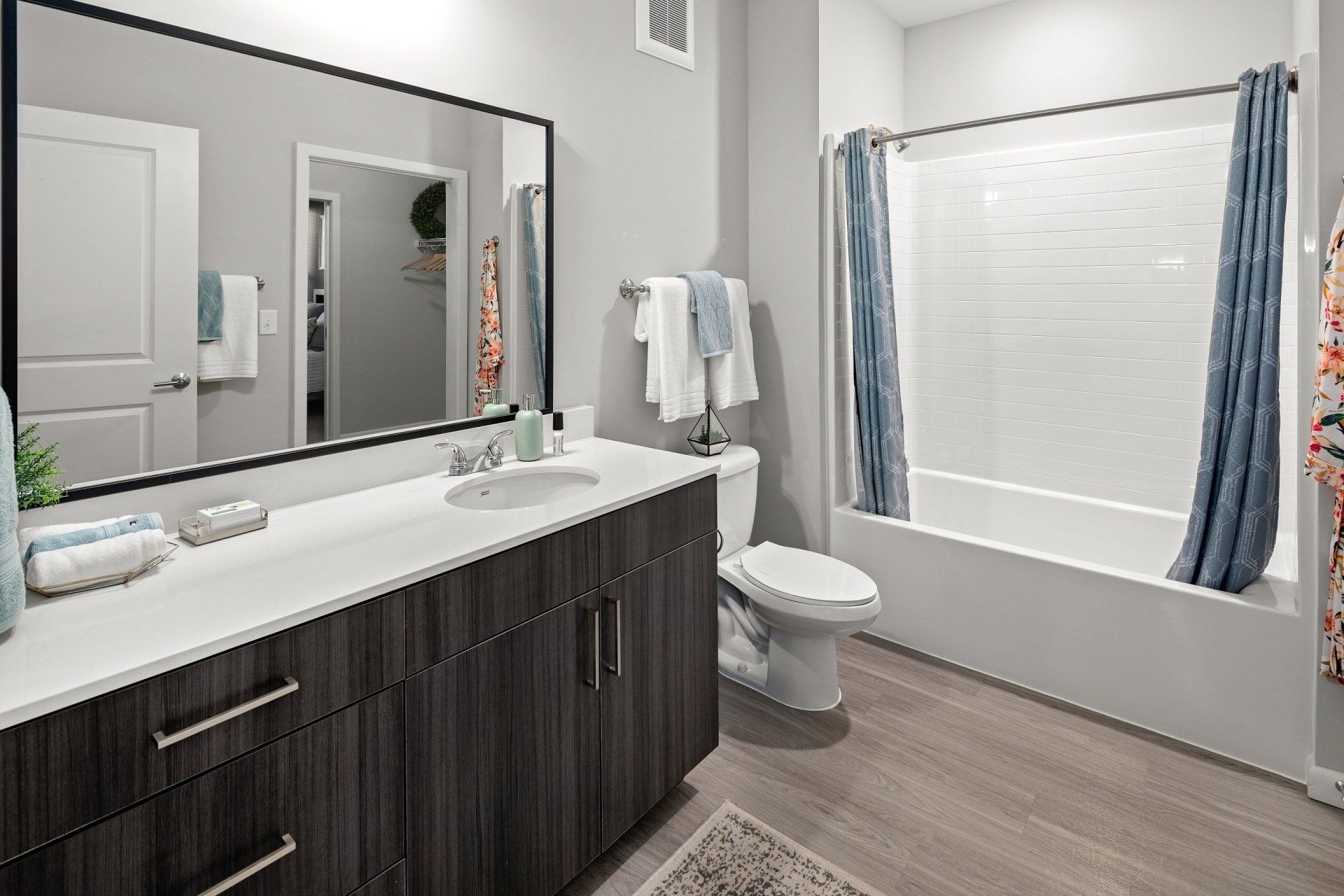 Bathroom at Boulders Lakeside.