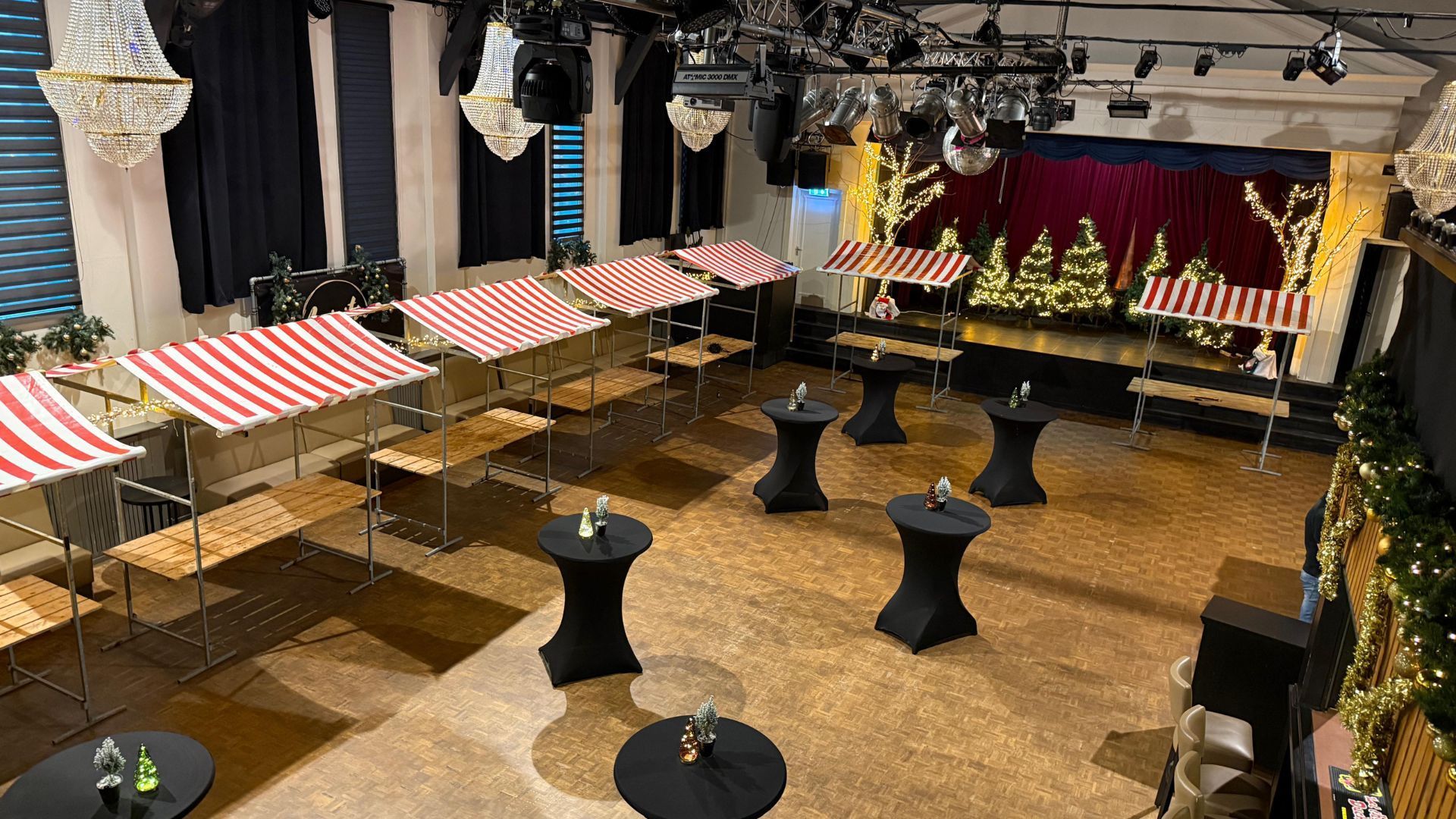 Bij Amicitia organiseren we diverse evenementen zoals trouwerijen, babyshowers, condoleances, private dining, vergaderingen en verjaardagen, met maatwerk voor elke klant.