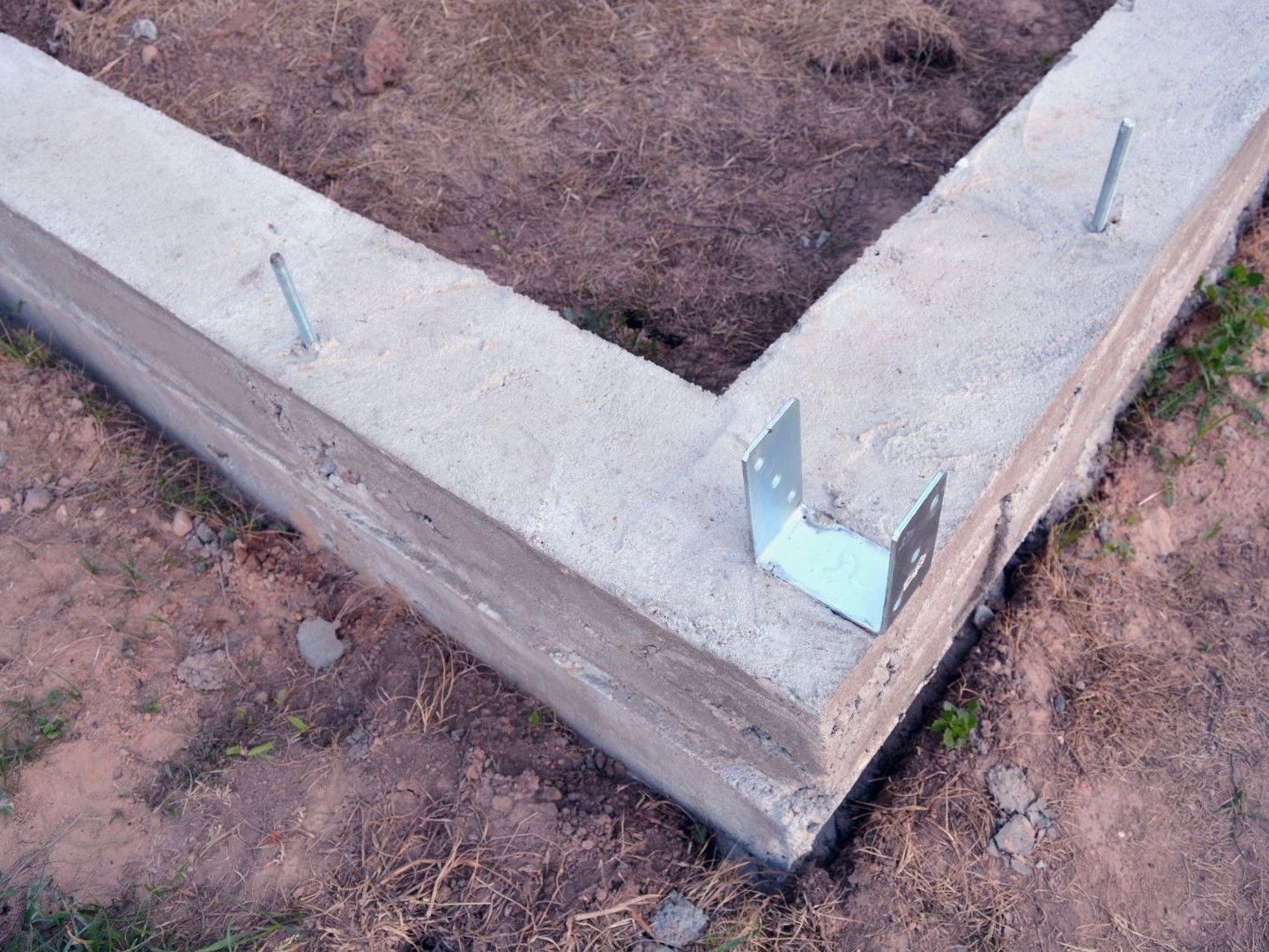 HELICAL ANCHORS