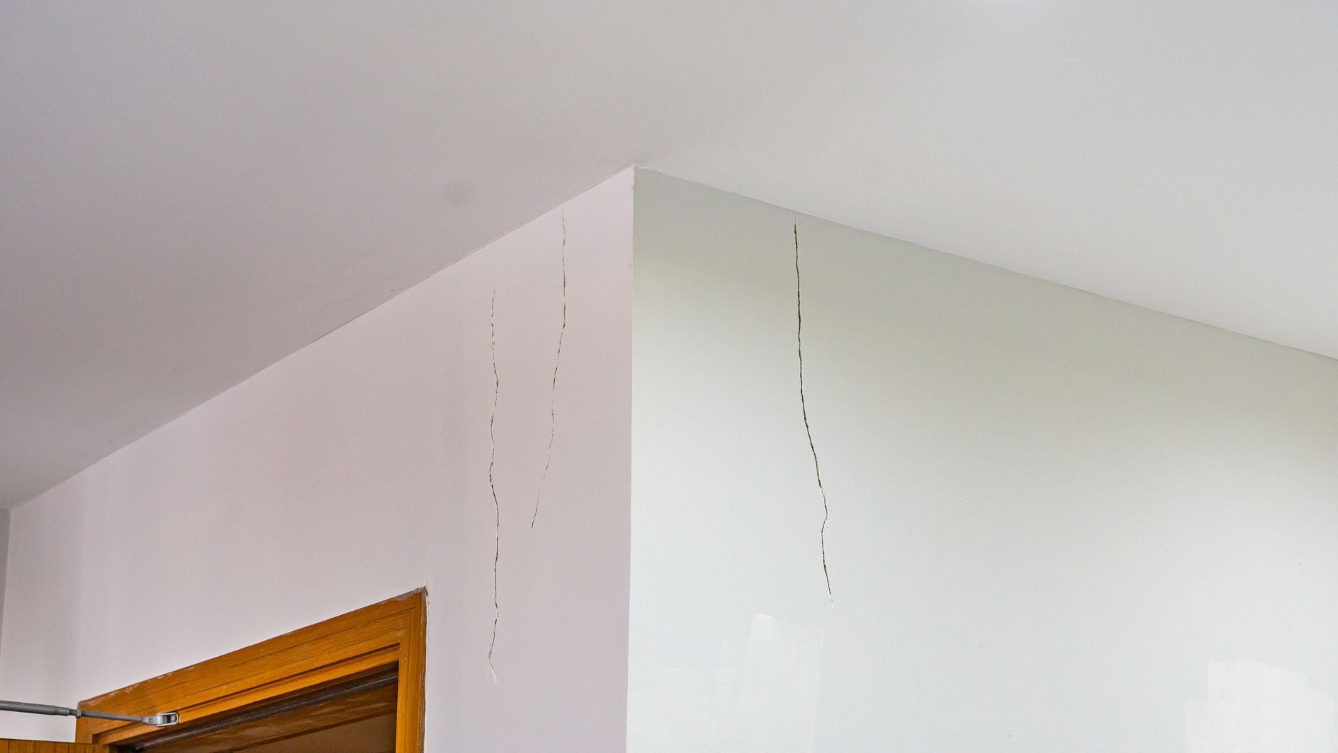 CRACK REPAIR