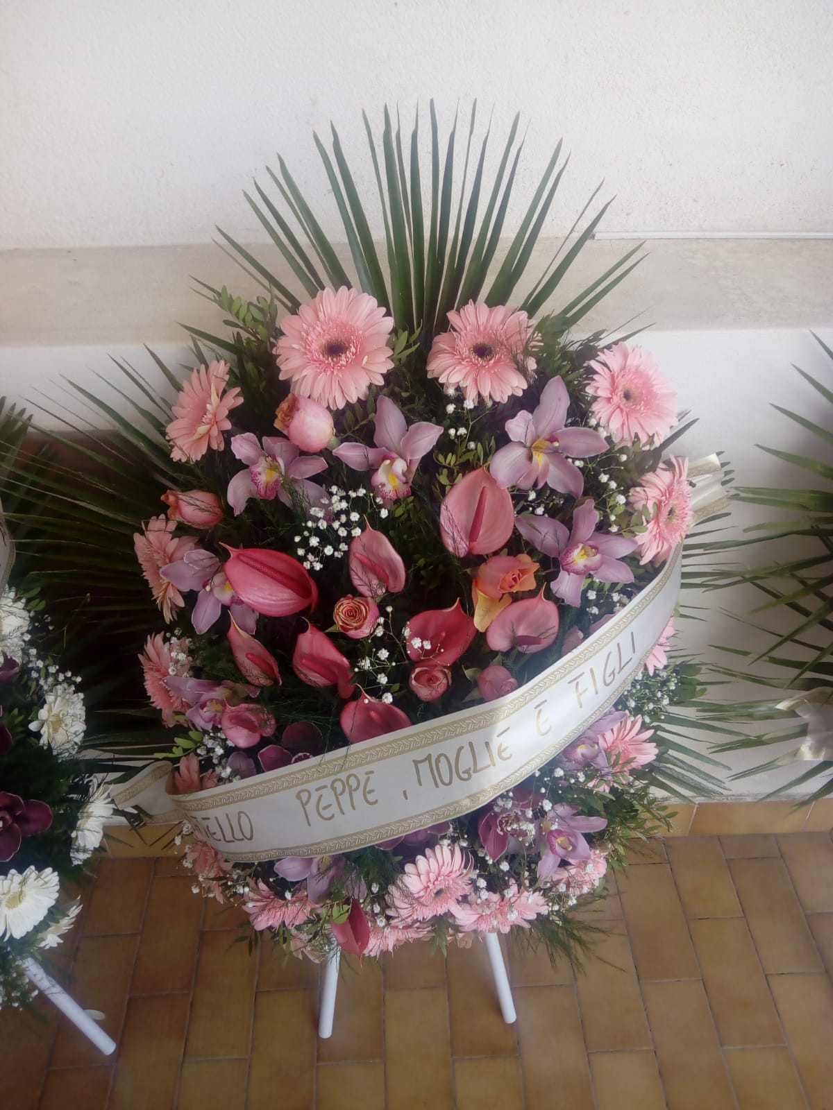 Addobbo funebre floreale