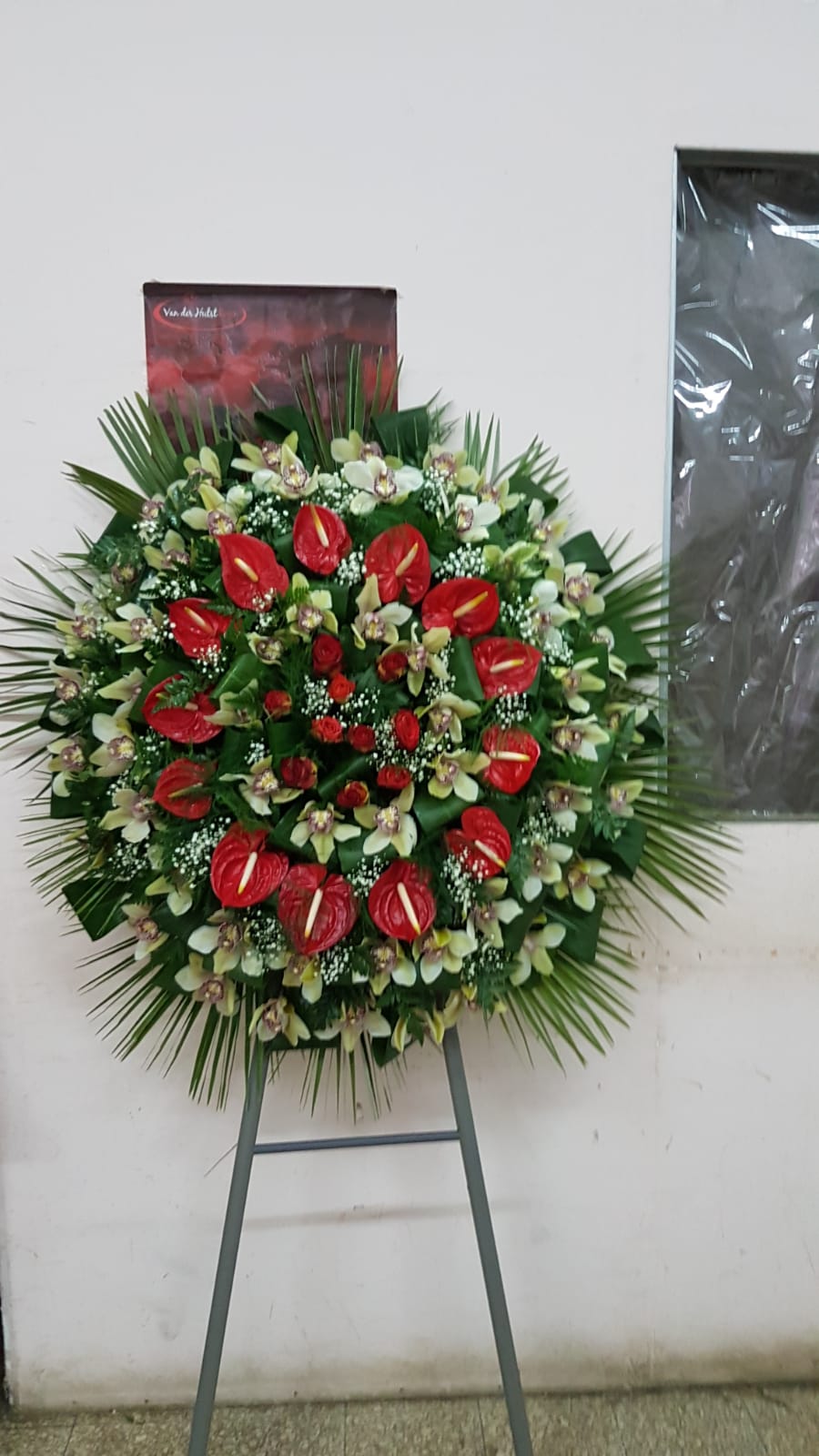 Corona di fiori elegante