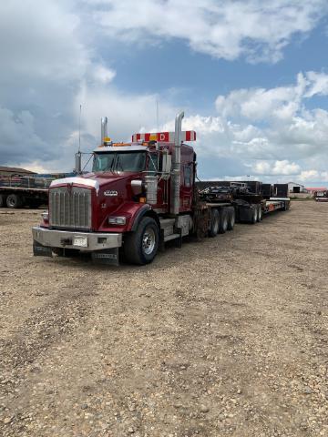 Gallery | RB Oilfield Hauling Inc | Trucking Equipment