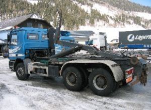 3-Achser mit Hakenaufbau