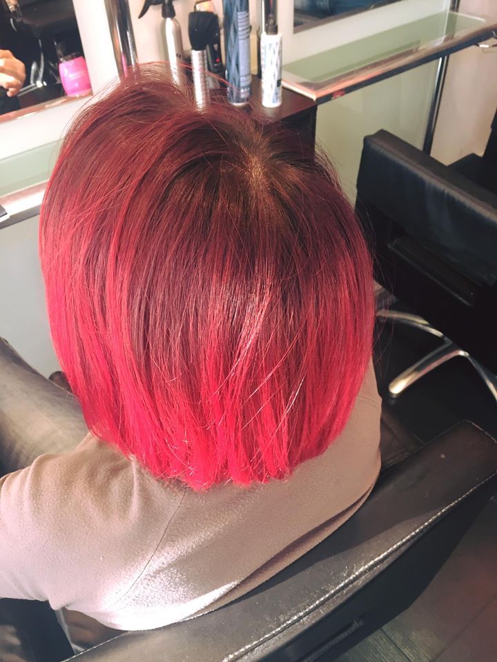 Colorazione per capelli fucsia