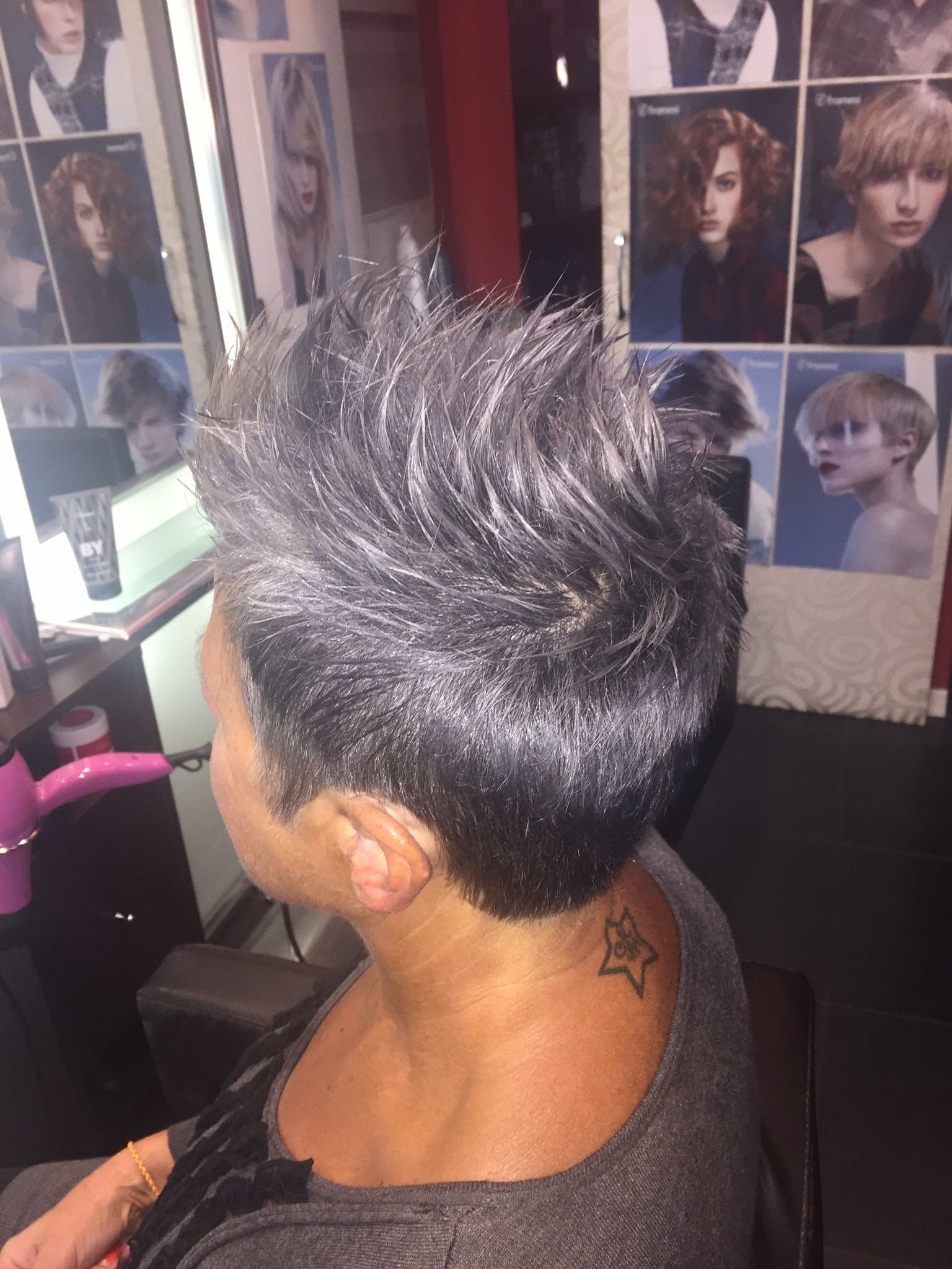 Colorazione per capelli argento