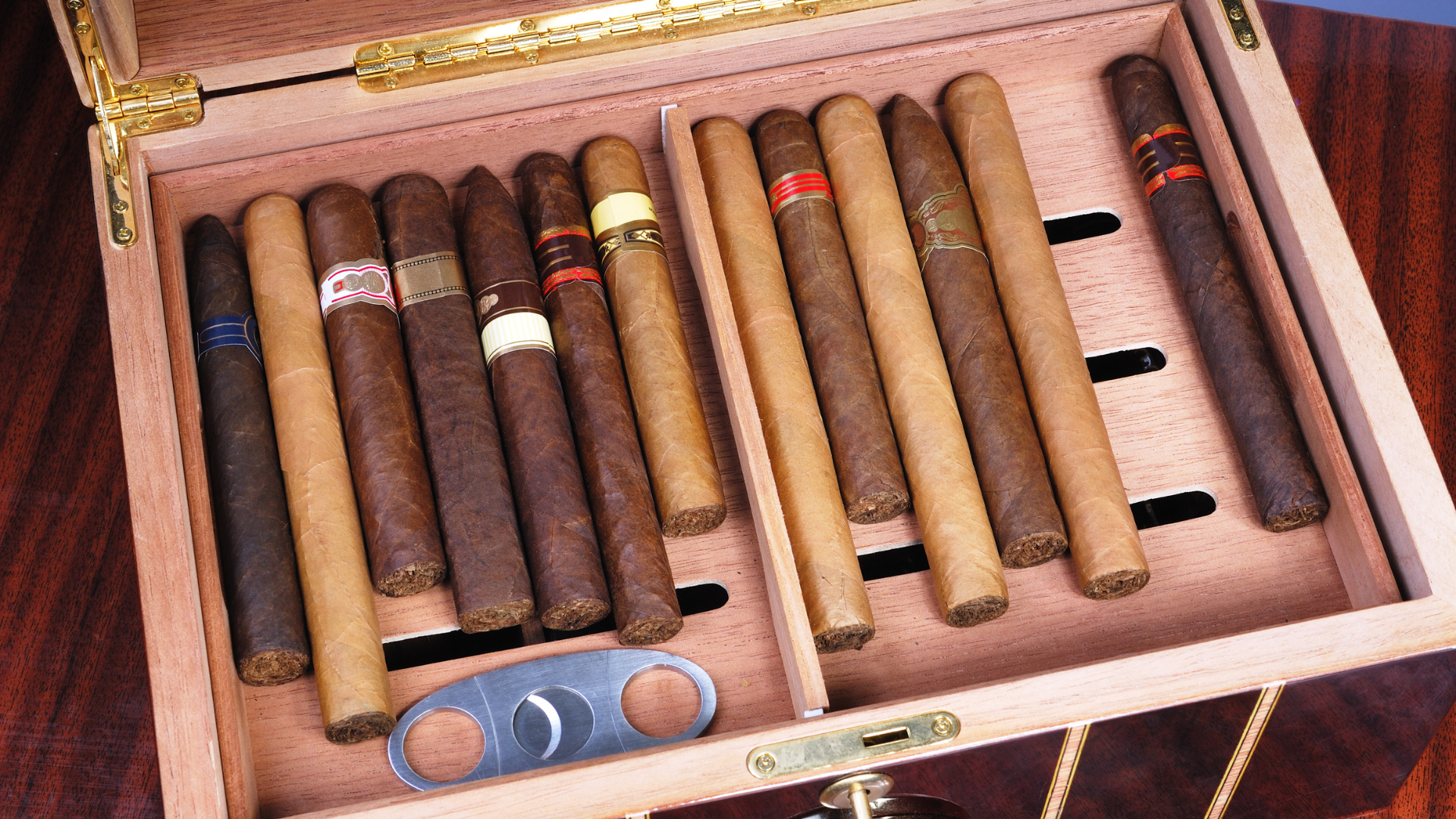 Proper storage for premium hand rolled cigars