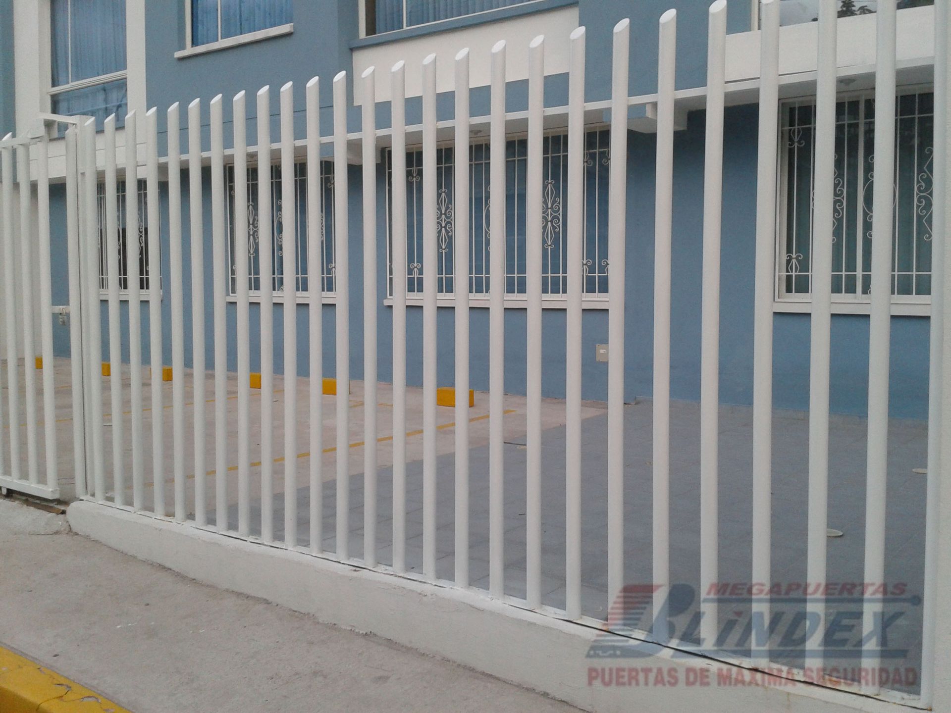 megablindex -trabajos de puertas de seguridad