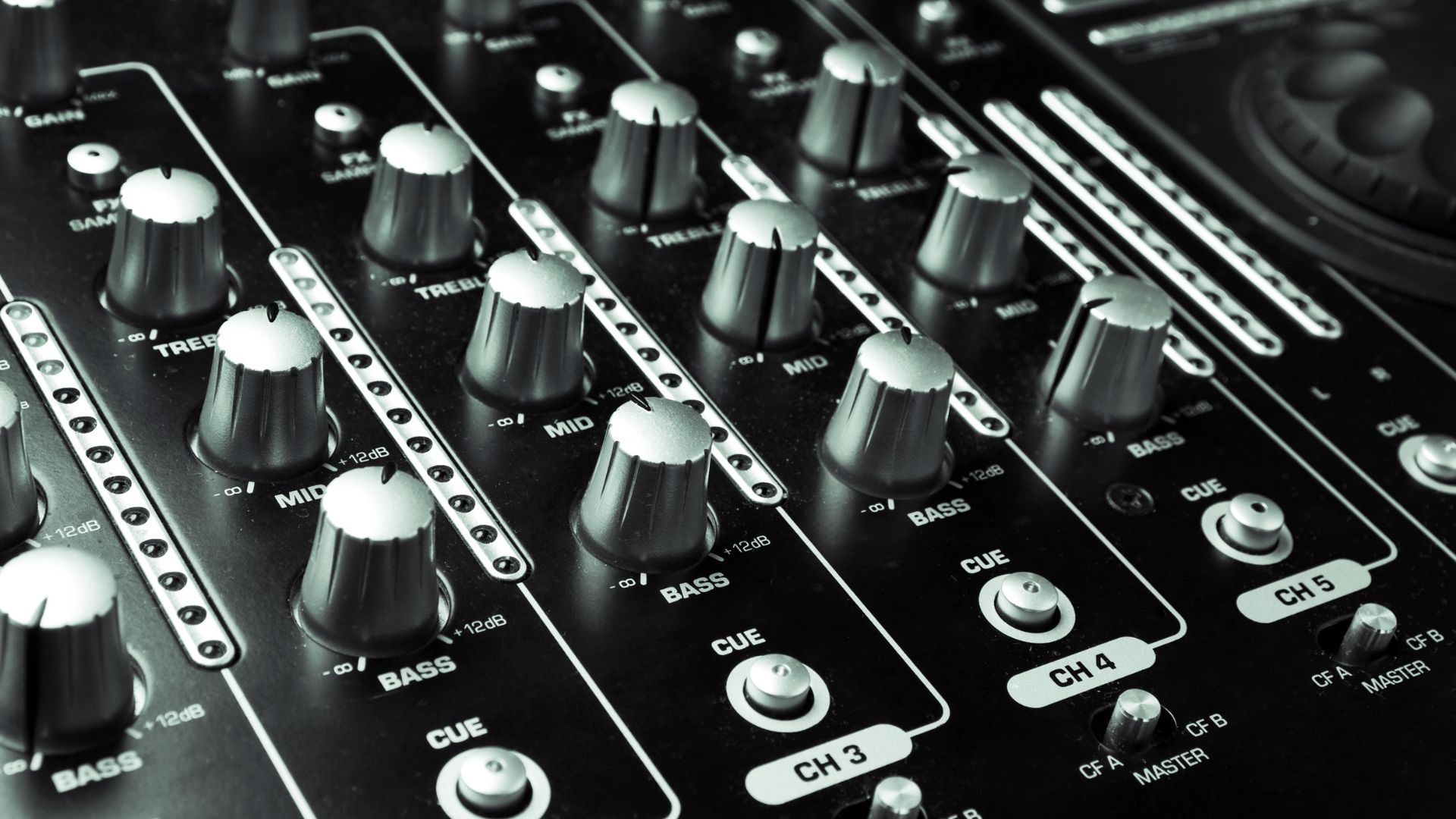 a close up of a mixer with the word bass on it