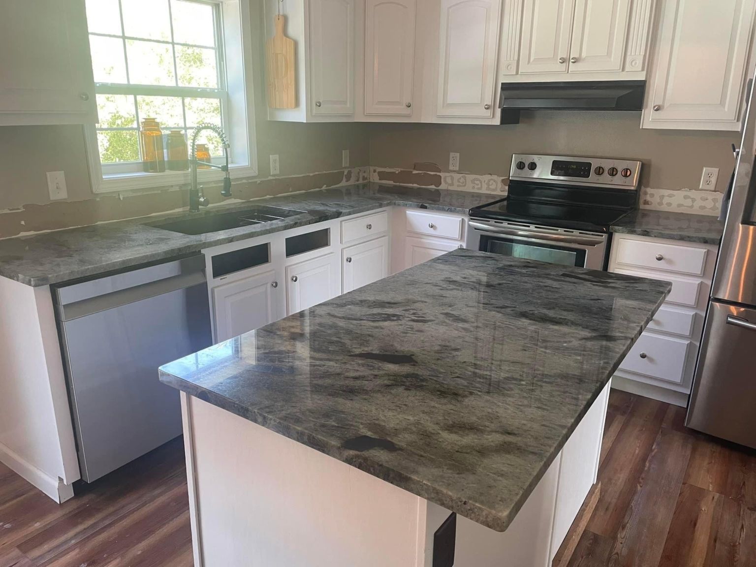 Cadillac Cut Stone Projects 76